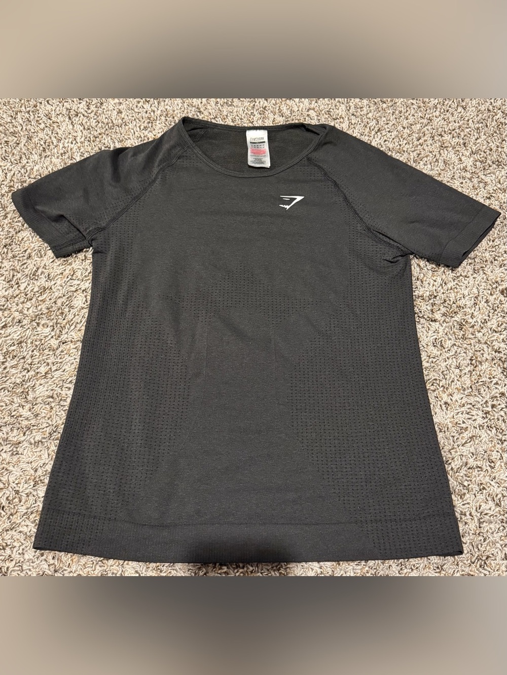 Gymshark XL Black Seamless Mesh Short Sleeve Workout Top